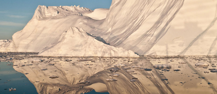 photo: Iceberg reflection