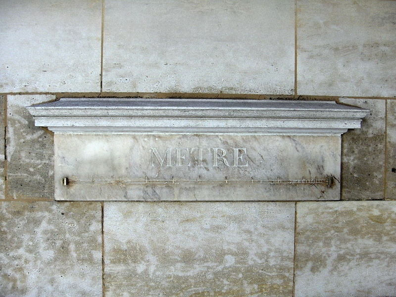 Picture of the standard meter by Chalgrin, 18th century (36, rue de Vaugirard, 6th arrondissement of Paris, near the Luxembourg Palace)